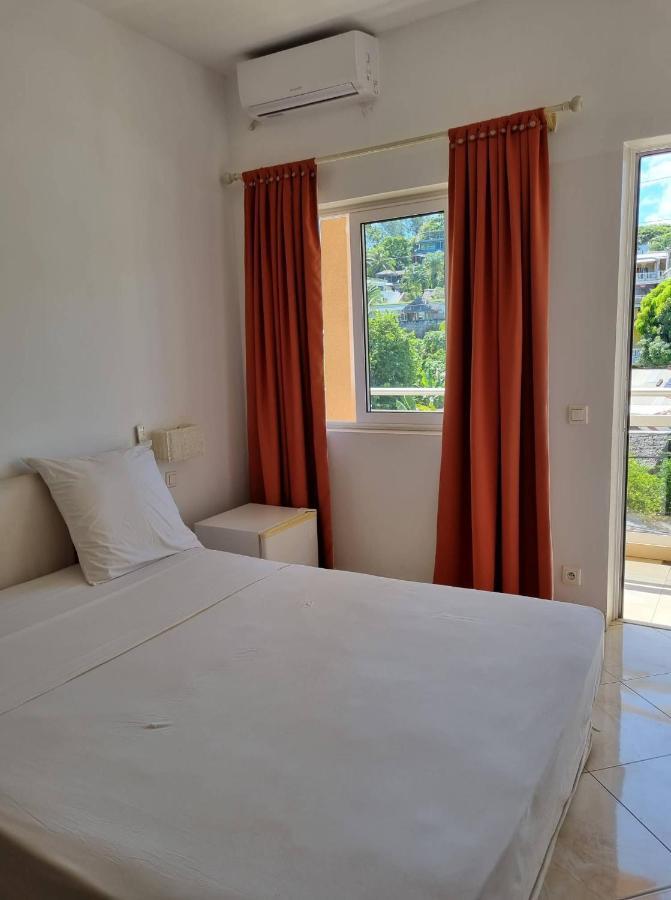 Kokoloko Hotel Ambatoloaka  Luaran gambar