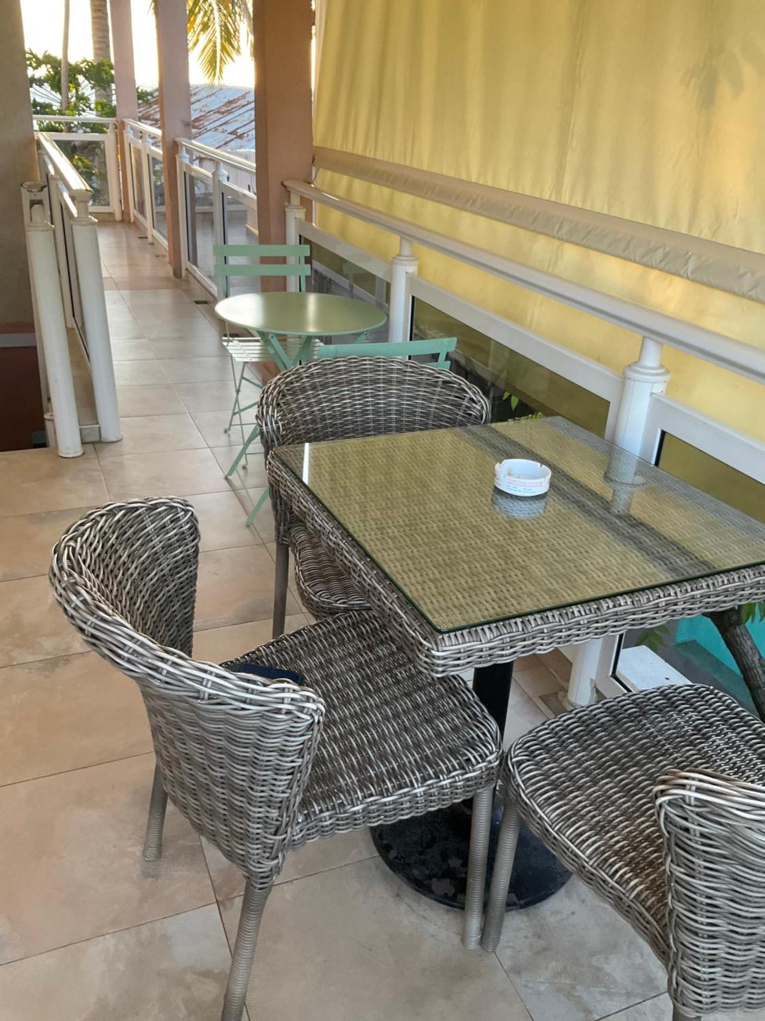 Kokoloko Hotel Ambatoloaka  Luaran gambar