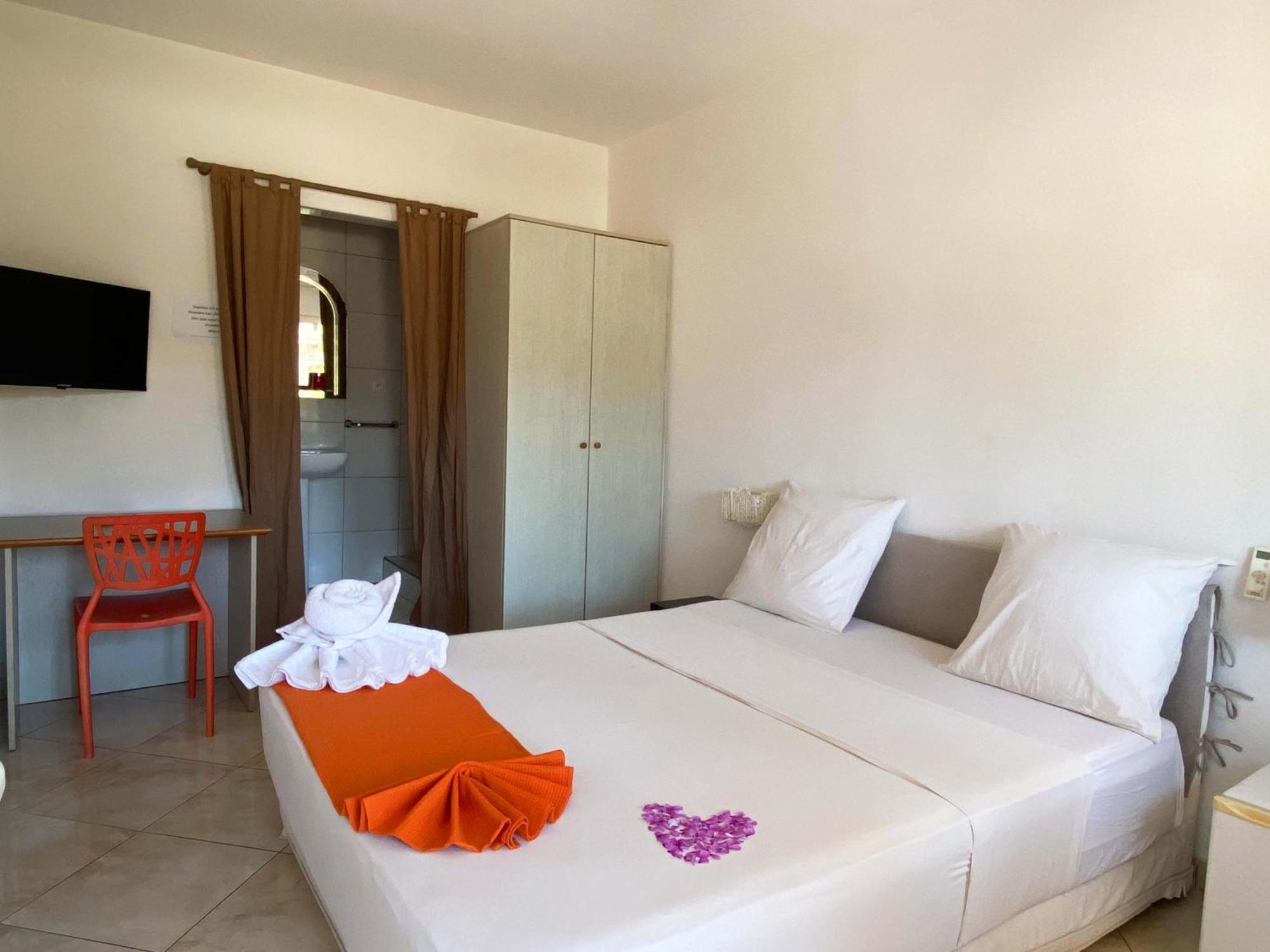 Kokoloko Hotel Ambatoloaka  Luaran gambar