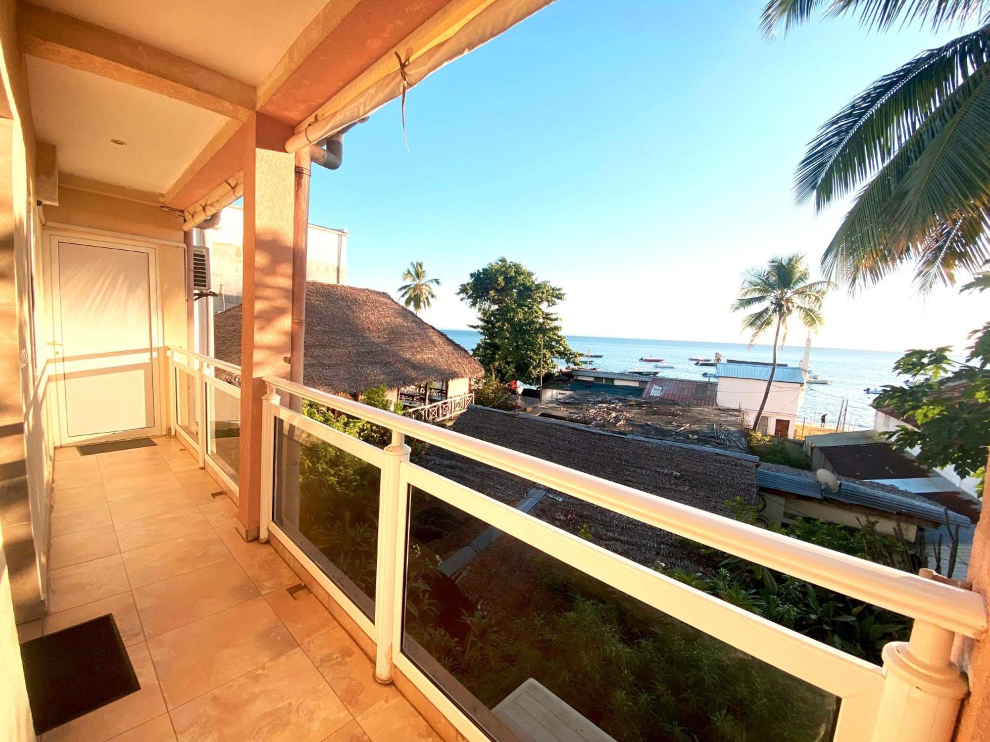 Kokoloko Hotel Ambatoloaka  Luaran gambar