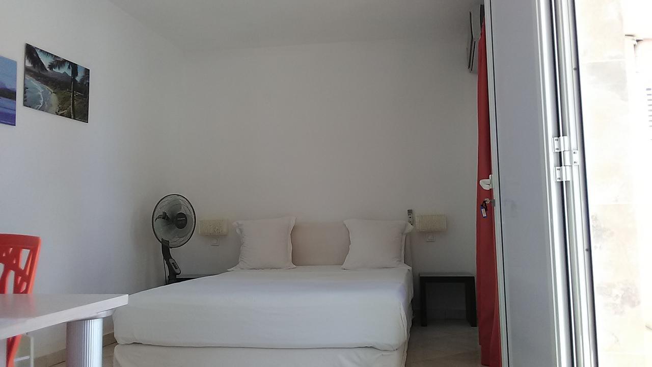 Kokoloko Hotel Ambatoloaka  Luaran gambar